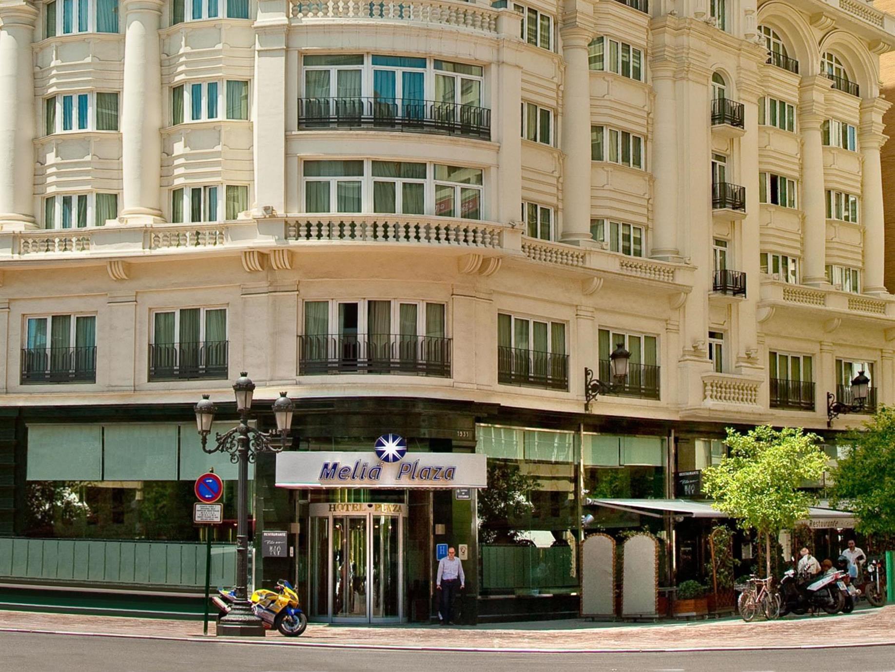 ホテル メリア プラザ バレンシア エクステリア 写真